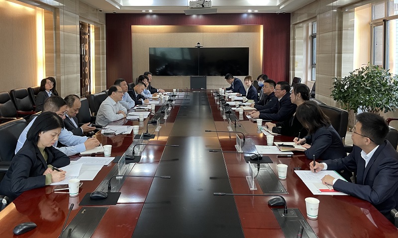 10月11日  公司黨委副書記、總裁解志炯一行赴農(nóng)業(yè)銀行陜西省分行開展座談交流.jpg